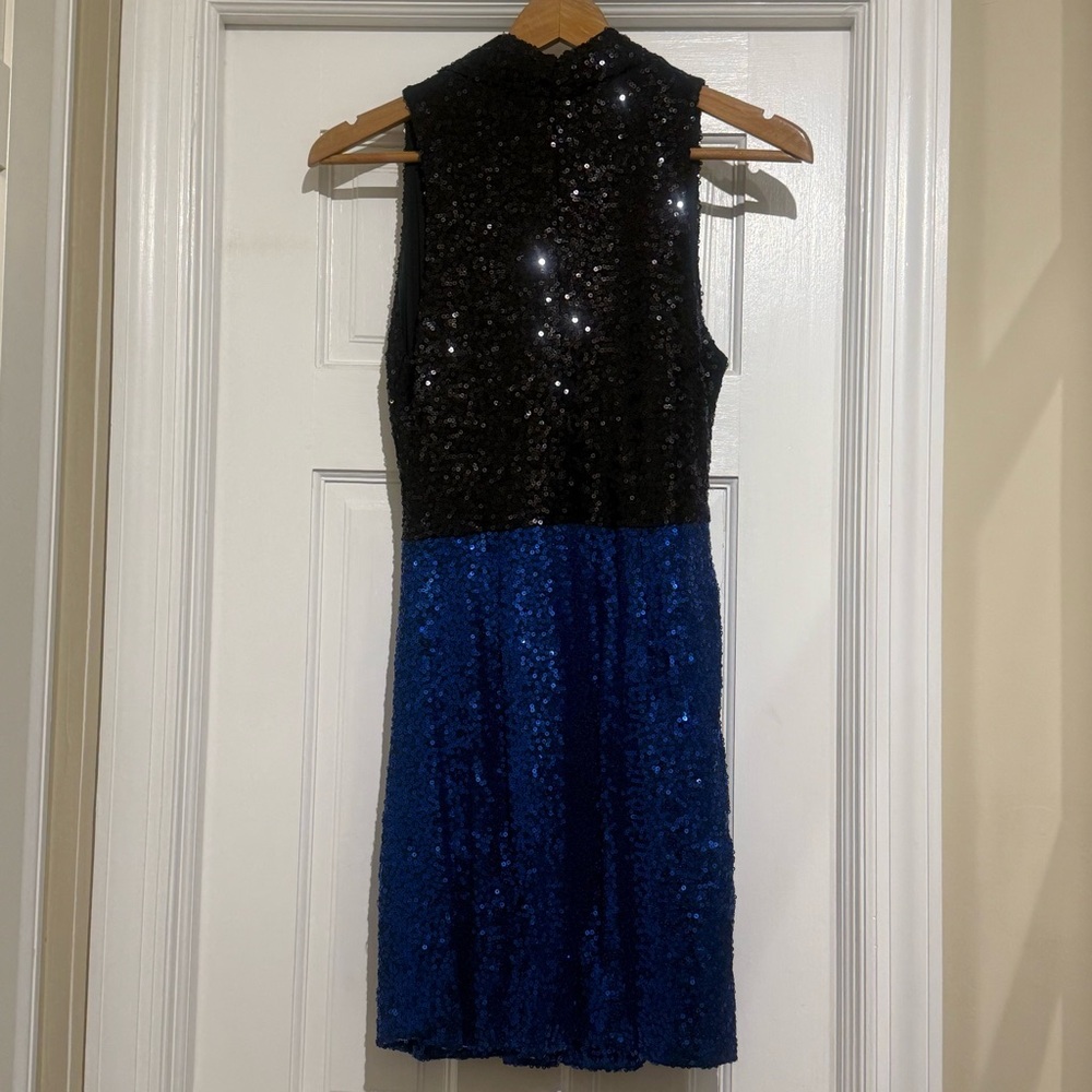 Bagdley Mischka Mark + James Sequin Black and Blue Dress Size S/M
